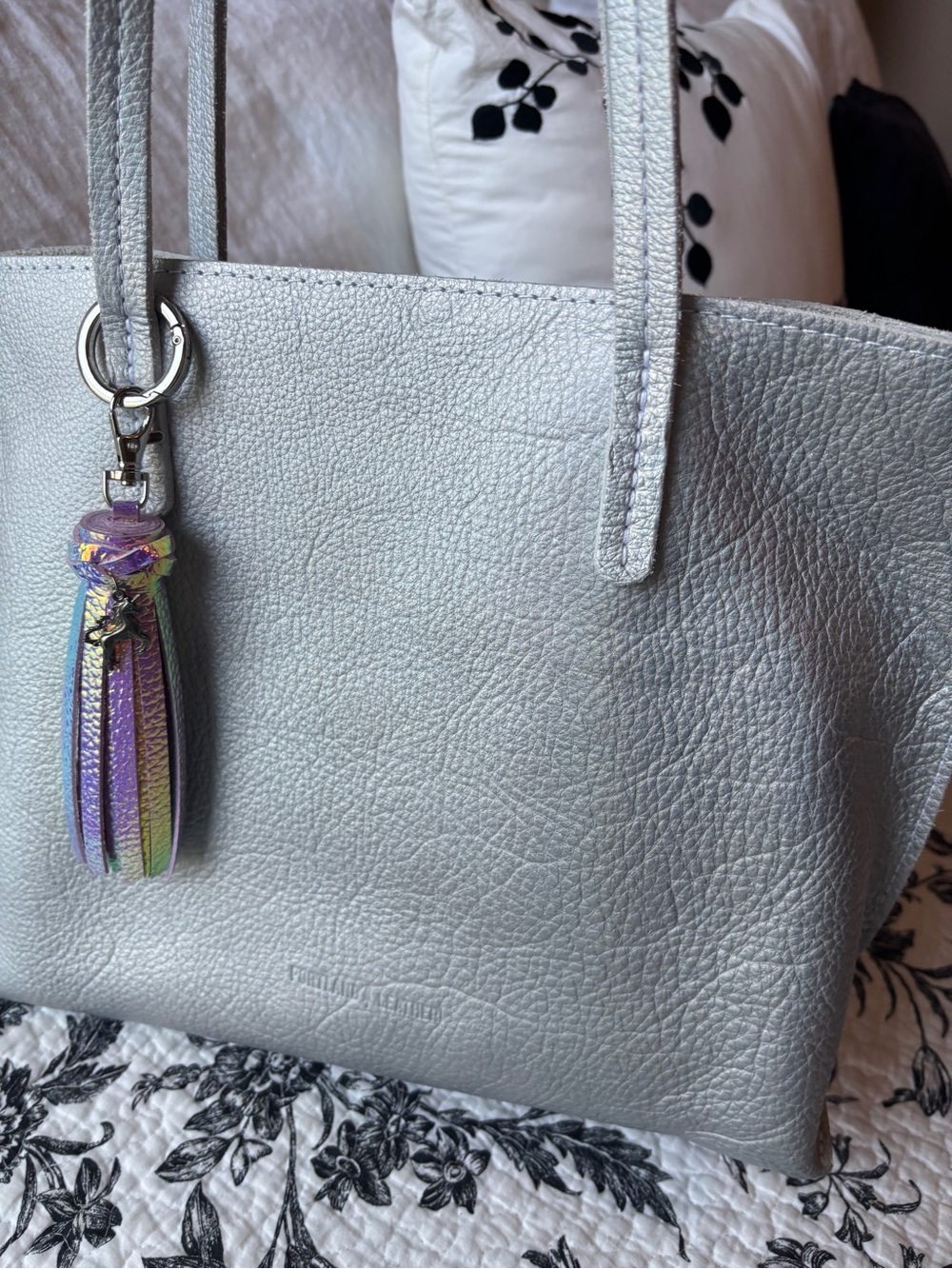 Portland Leather Goods - Moonbeam Medium August Tote true unicorn 🦄